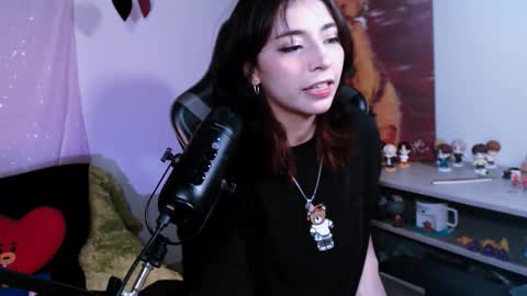 jade 18  online show from December 2, 7:14 am