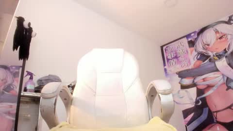 Snapshot of jaames_boy chatting on March 18, 11:19 pm James Boy online show from March 18, 11:19 pm