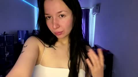 Snapshot of jacalynpaguirigan chatting on May 30, 10:12 am Alisa online show from May 30, 10:12 am