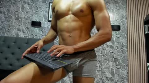 Snapshot of jace_parker chatting on March 30, 5:47 pm jace_parker online show from March 30, 5:47 pm