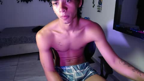 Snapshot of jack160724 chatting on May 2, 8:47 pm jack160724 online show from May 2, 8:47 pm