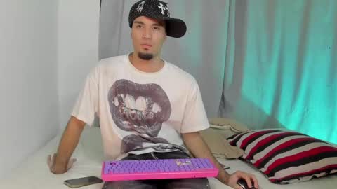 jack__baby_ online show from April 3, 3:48 am