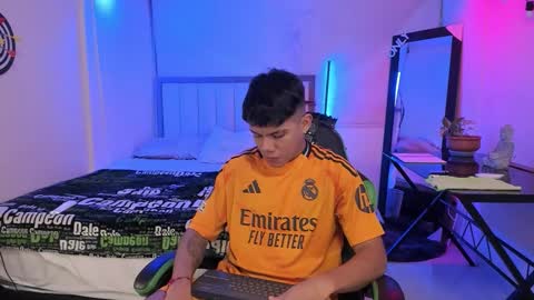 JACK CASTELL online show from March 3, 11:05 am