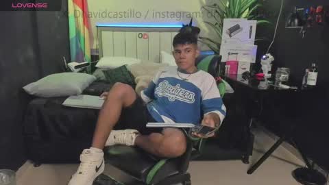 Snapshot of jack_castell chatting on May 14, 11:22 pm JACK CASTELL online show from May 14, 11:22 pm