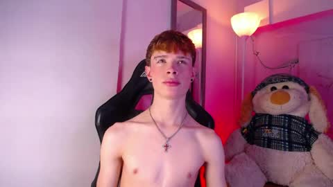 Snapshot of jack_frosst_ chatting on June 2, 12:40 pm JACK online show from June 2, 12:40 pm