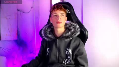 Snapshot of jack_frosst_ chatting on June 23, 12:36 pm JACK online show from June 23, 12:36 pm