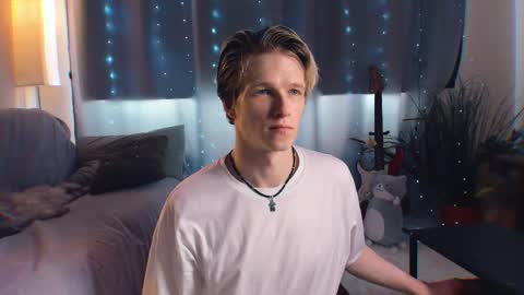 Snapshot of jack_frozt chatting on May 13, 11:18 am brestonsweet online show from May 13, 11:18 am