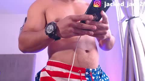 Snapshot of jack_master_muscle chatting on May 19, 8:15 pm jack and leah online show from May 19, 8:15 pm