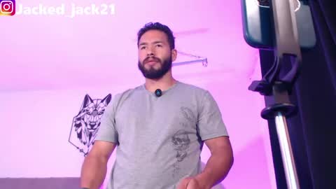 Snapshot of jack_master_muscle chatting on June 2, 12:23 am jack and leah online show from June 2, 12:23 am