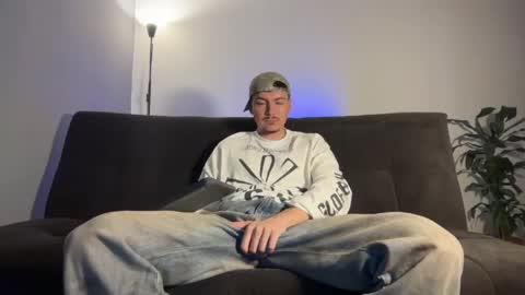 Snapshot of jack_norizz chatting on June 7, 5:33 am INDEPENDENT MODEL online show from June 7, 5:33 am