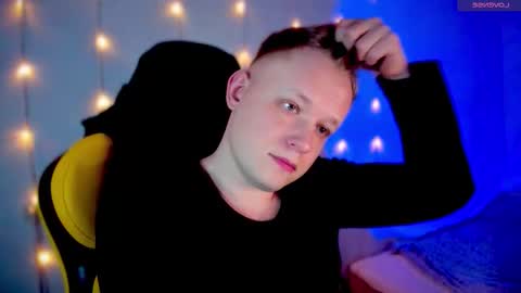 Anton online show from October 25, 9:53 pm