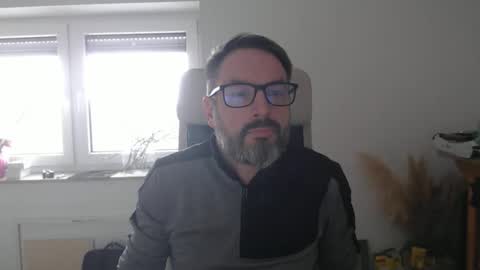Snapshot of jackbauer9999 chatting on April 4, 12:35 pm jackbauer9999 online show from April 4, 12:35 pm