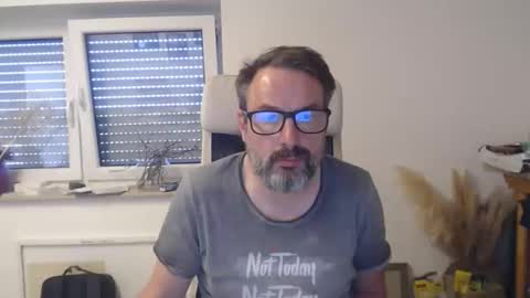 Snapshot of jackbauer9999 chatting on May 25, 1:39 pm jackbauer9999 online show from May 25, 1:39 pm