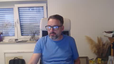 Snapshot of jackbauer9999 chatting on May 29, 2:04 pm jackbauer9999 online show from May 29, 2:04 pm