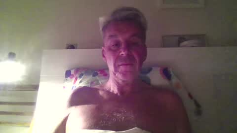 Snapshot of jackblack650 chatting on May 17, 8:49 pm jackblack650 online show from May 17, 8:49 pm