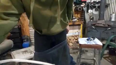 Snapshot of jackboys16 chatting on December 4, 4:33 am Dess online show from December 4, 4:33 am