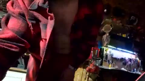 Snapshot of jackboys16 chatting on February 21, 1:28 am Dess online show from February 21, 1:28 am