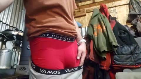 Snapshot of jackboys16 chatting on February 27, 7:08 am Dess online show from February 27, 7:08 am