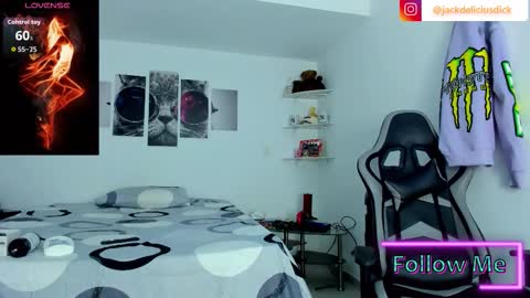 Snapshot of jackdeliciusdick chatting on November 6, 8:59 am jackdeliciusdick online show from November 6, 8:59 am