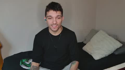Snapshot of jackdesfeux chatting on January 23, 3:01 pm Jack  online show from January 23, 3:01 pm