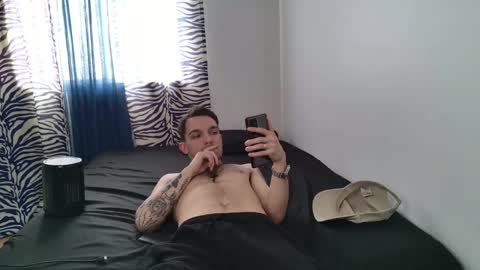 Snapshot of jackdesfeux chatting on May 11, 4:04 pm Jack online show from May 11, 4:04 pm