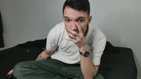 Snapshot of jackdesfeux chatting on June 6, 8:35 pm Jack online show from June 6, 8:35 pm