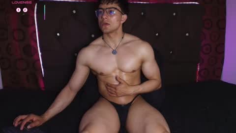 Jacke online show from March 3, 12:17 am