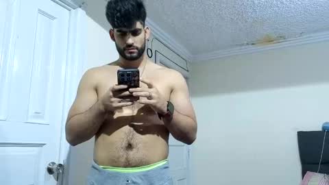 Snapshot of jackecuador chatting on May 11, 11:57 pm Jack online show from May 11, 11:57 pm