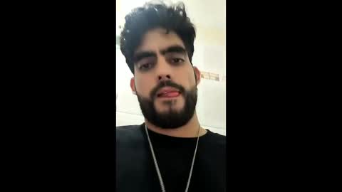 Snapshot of jackecuador chatting on June 3, 7:11 am Jack online show from June 3, 7:11 am