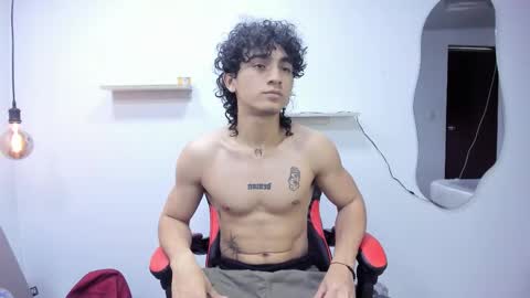 Snapshot of jackestaylor chatting on September 15, 5:40 am Jackes Taylor online show from September 15, 5:40 am