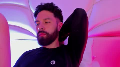 Snapshot of jackfoden01 chatting on November 28, 5:32 am Jack Foden online show from November 28, 5:32 am