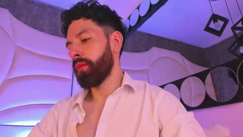 Snapshot of jackfoden01 chatting on December 3, 11:41 am Jack Foden online show from December 3, 11:41 am