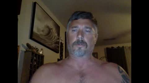 Snapshot of jackhammerhead chatting on November 22, 2:32 am jackhammerhead online show from November 22, 2:32 am