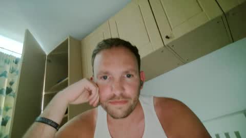 Snapshot of jackhillman3110 chatting on June 24, 7:02 pm jackhillman3110 online show from June 24, 7:02 pm