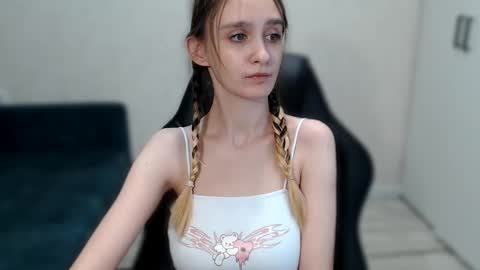 Snapshot of jackie__morgan chatting on December 27, 10:34 am jackie__morgan online show from December 27, 10:34 am