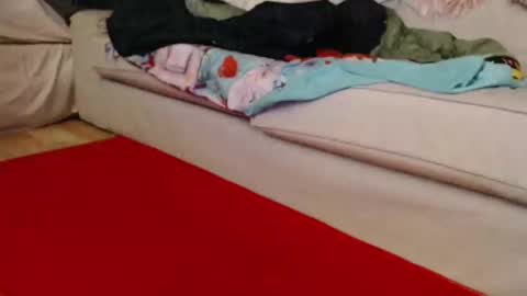 Jackie online show from February 17, 3:47 am