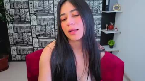 jackiie_ online show from June 15, 2:30 pm