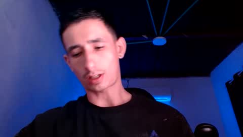 Snapshot of jackk_ho chatting on May 15, 8:21 am Jack online show from May 15, 8:21 am