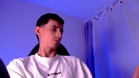 Snapshot of jackk_ho chatting on July 30, 4:22 am Jack online show from July 30, 4:22 am