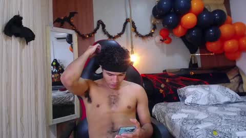 JAKSON online show from October 24, 5:20 pm