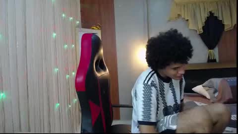 JAKSON online show from March 6, 7:05 am