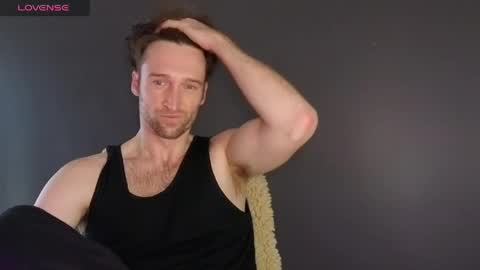 jacksonbutts online show from June 7, 2:48 am
