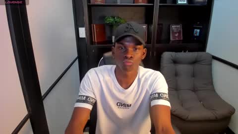 Snapshot of jacksonmuller_ chatting on October 30, 2:07 pm Jackson online show from October 30, 2:07 pm