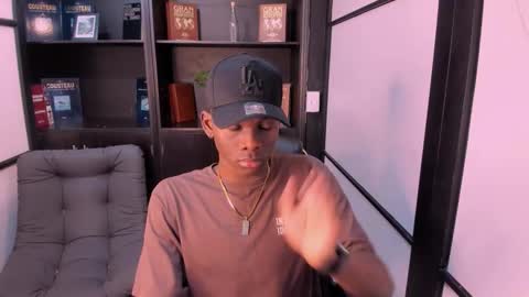 Snapshot of jacksonmuller_ chatting on November 15, 12:02 pm Jackson online show from November 15, 12:02 pm