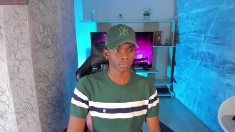 Snapshot of jacksonmuller_ chatting on May 11, 1:17 pm Jackson online show from May 11, 1:17 pm