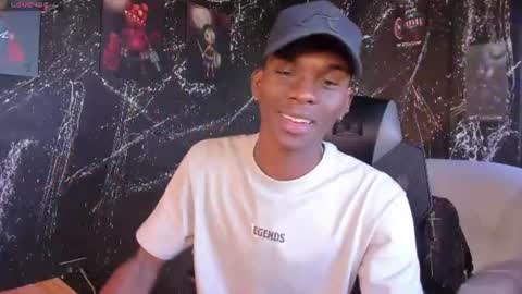 Snapshot of jacksonmuller_ chatting on June 11, 1:31 pm Jackson online show from June 11, 1:31 pm