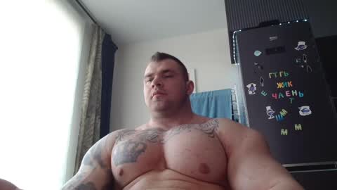 Snapshot of jackyhuge chatting on May 6, 3:28 pm Jacky online show from May 6, 3:28 pm