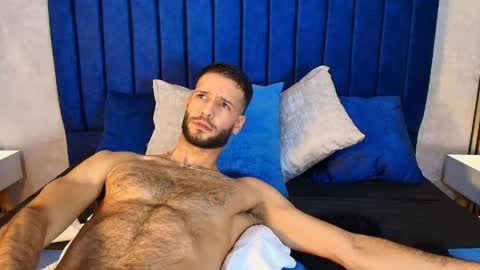 Snapshot of jacob_benelli chatting on May 15, 11:23 pm Jaco online show from May 15, 11:23 pm