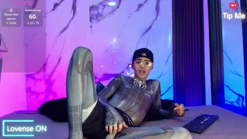 jacob_blackwell online show from February 12, 4:07 am