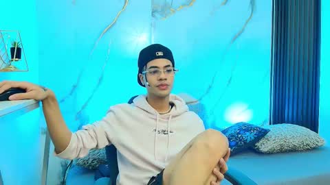 jacob_blackwell online show from March 6, 5:04 am